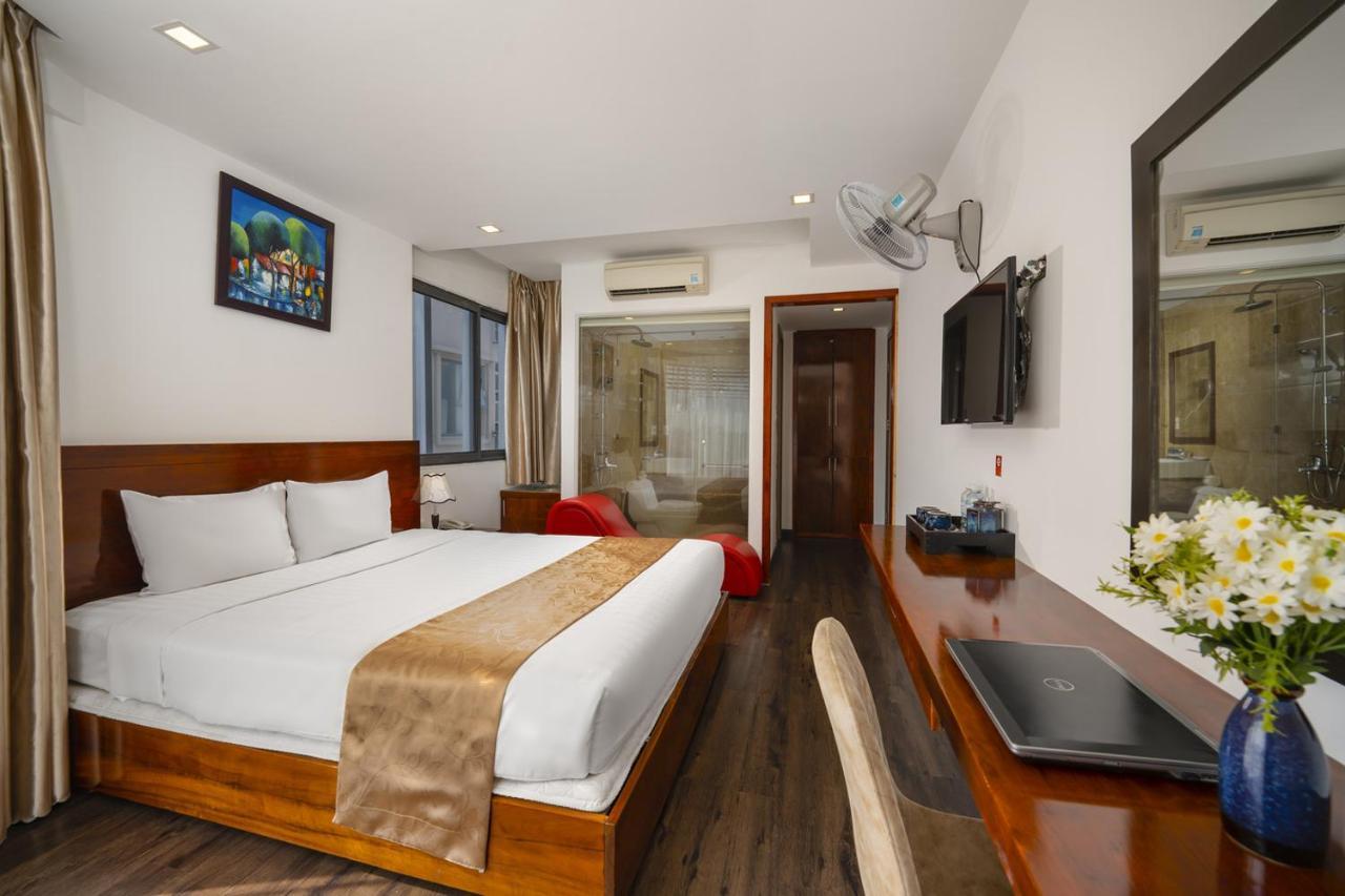 Waikiki Beach Hotel Da Nang Exterior photo