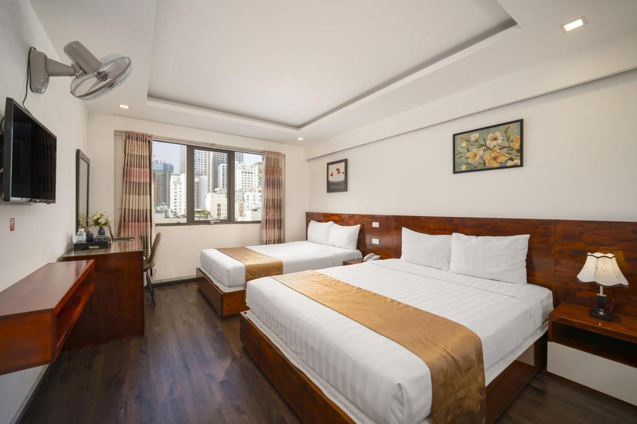 Waikiki Beach Hotel Da Nang Exterior photo