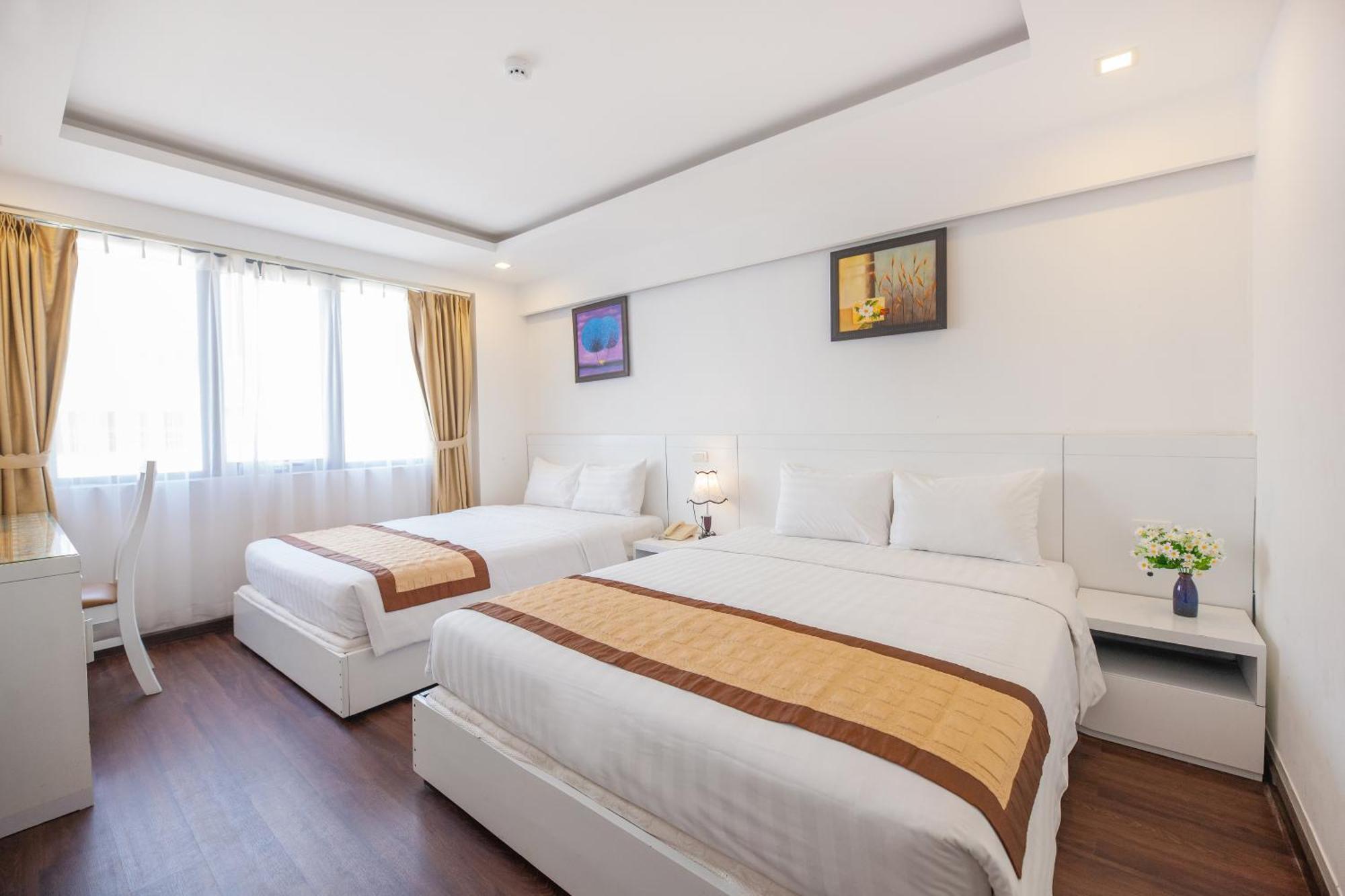 Waikiki Beach Hotel Da Nang Exterior photo