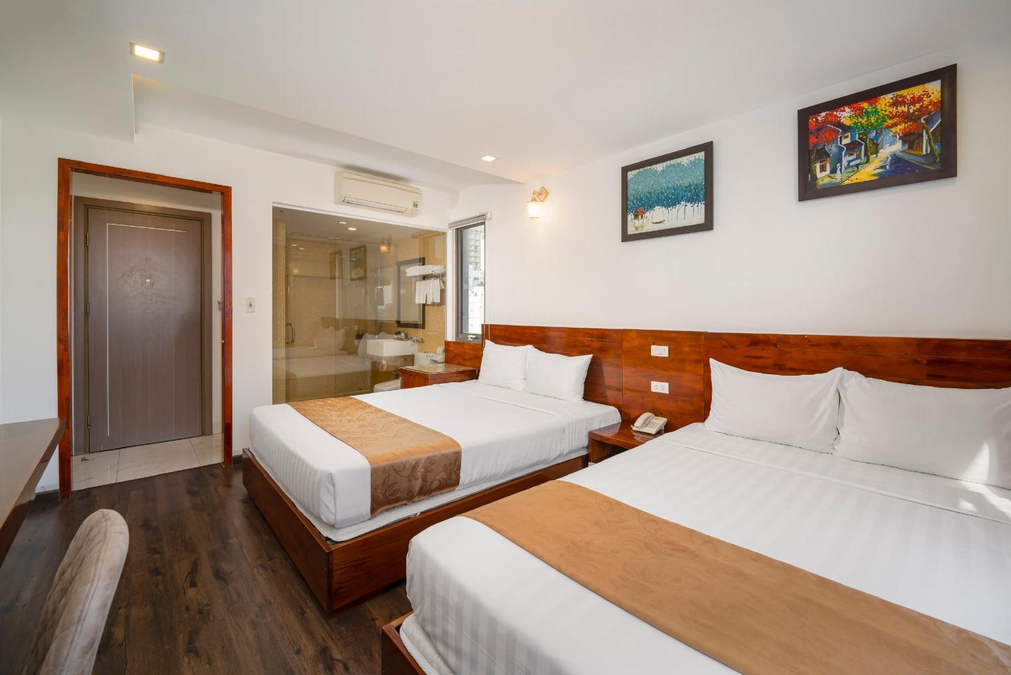 Waikiki Beach Hotel Da Nang Exterior photo