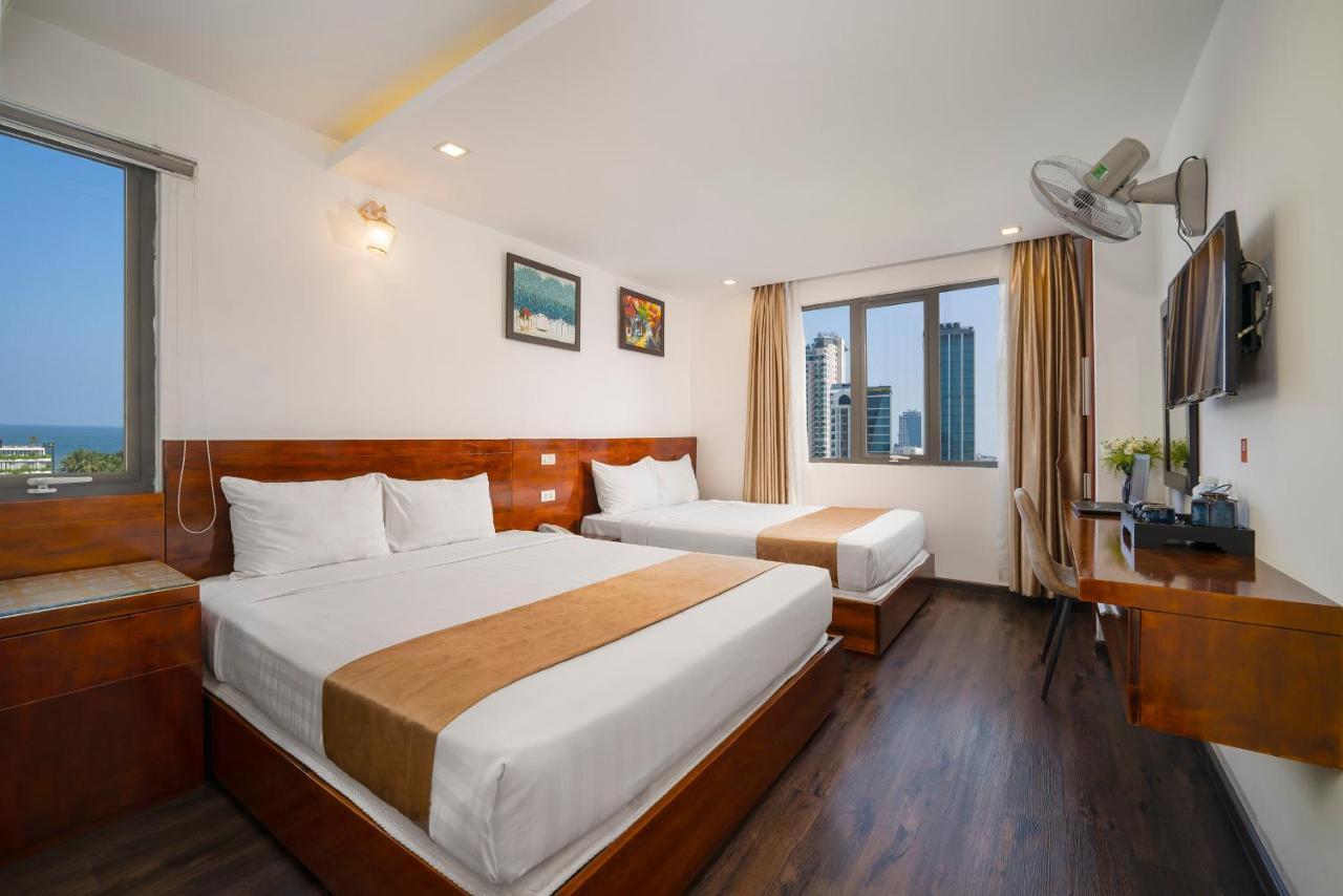 Waikiki Beach Hotel Da Nang Exterior photo